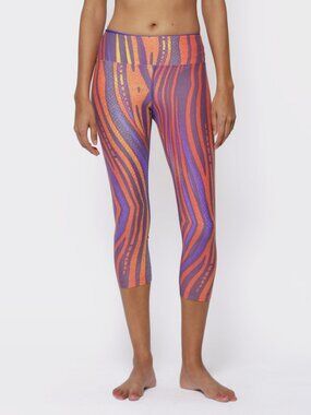 NWT Koral Women's Range Capri Legging Reptilia/Sapphire Size L